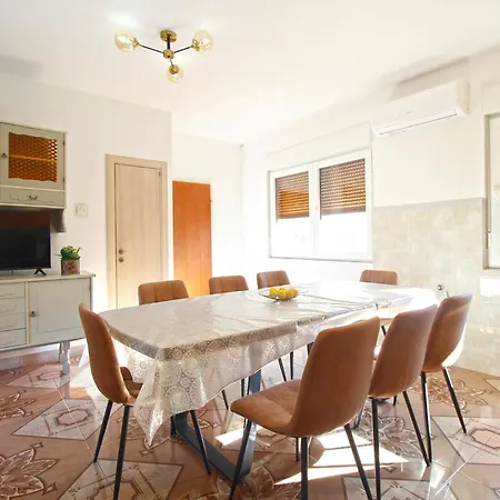 Apartman Mare 826 Pula